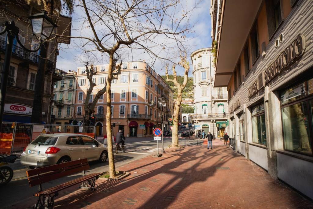 Grand Central Ventimiglia - Wifi & Parking المظهر الخارجي الصورة